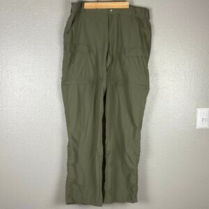 World Wide Sportsman M Green Comfort Stretch Convertible Sports Pants Shorts